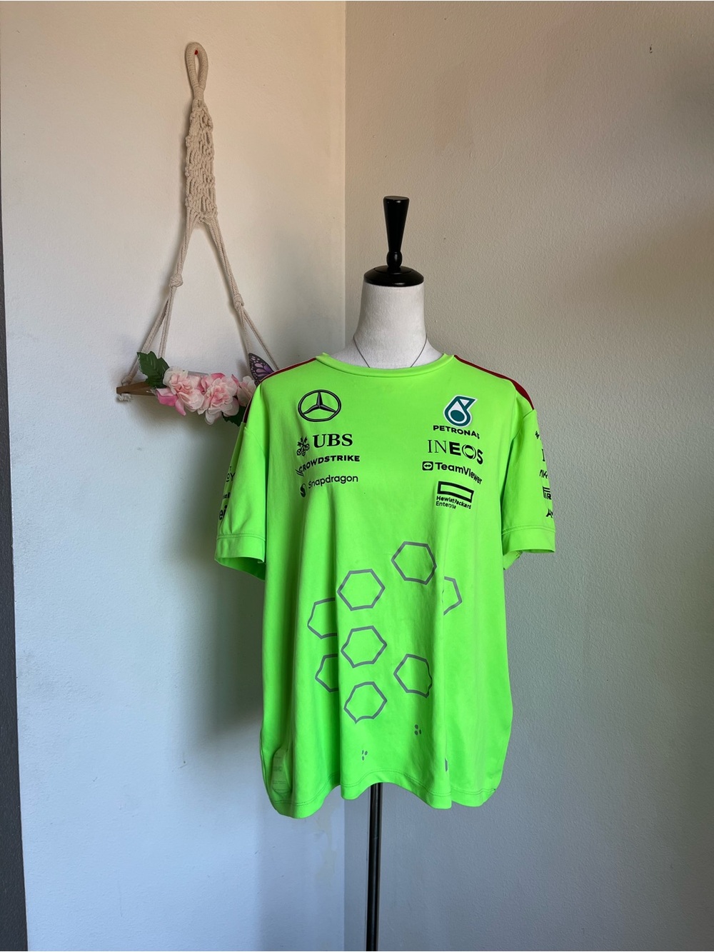 Mercedes AMG Petronas Bright Green Logo Tee size XL